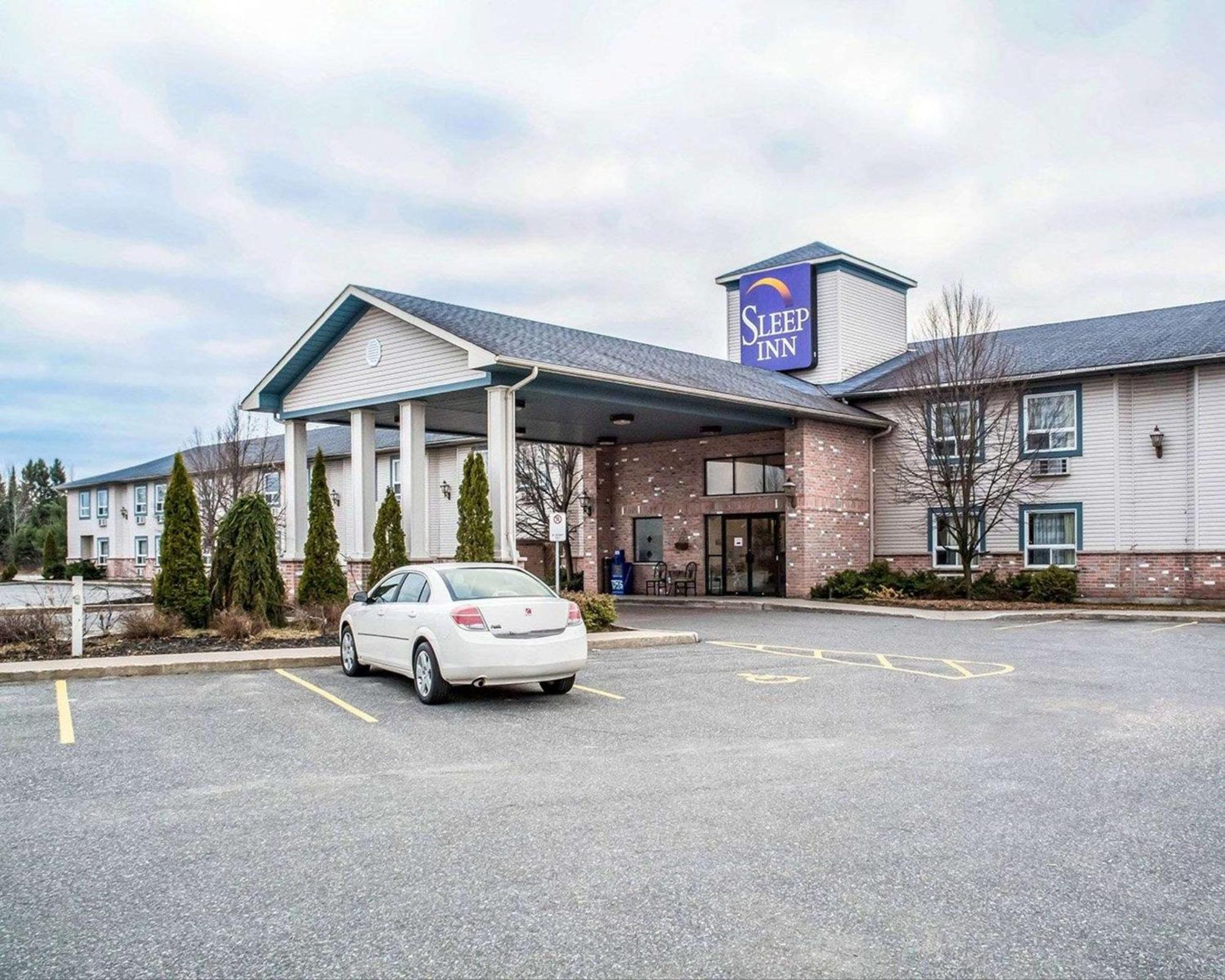Sleep Inn Bracebridge Bagian luar foto