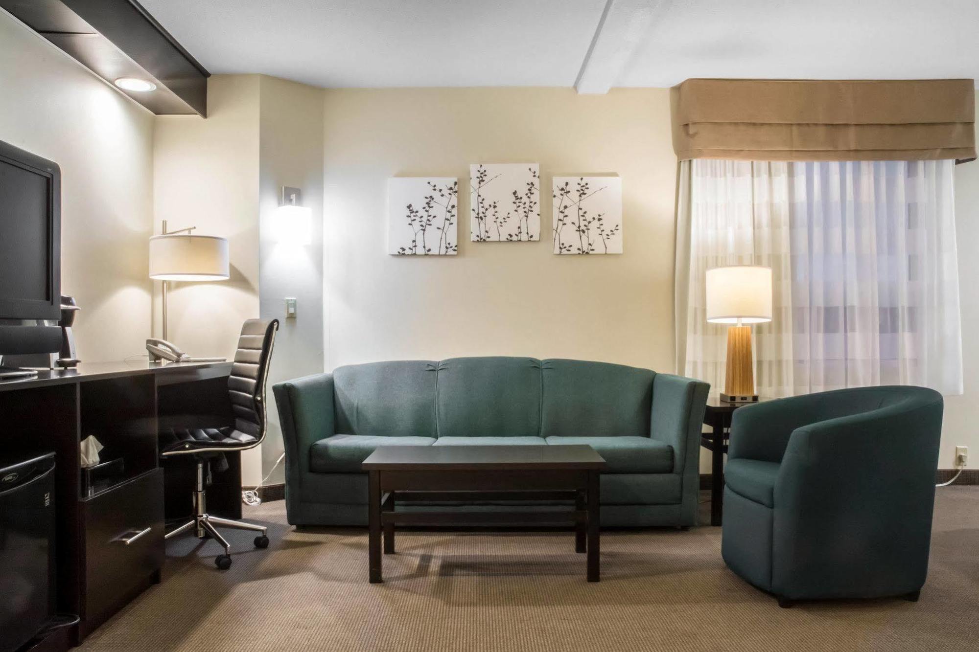 Sleep Inn Bracebridge Bagian luar foto